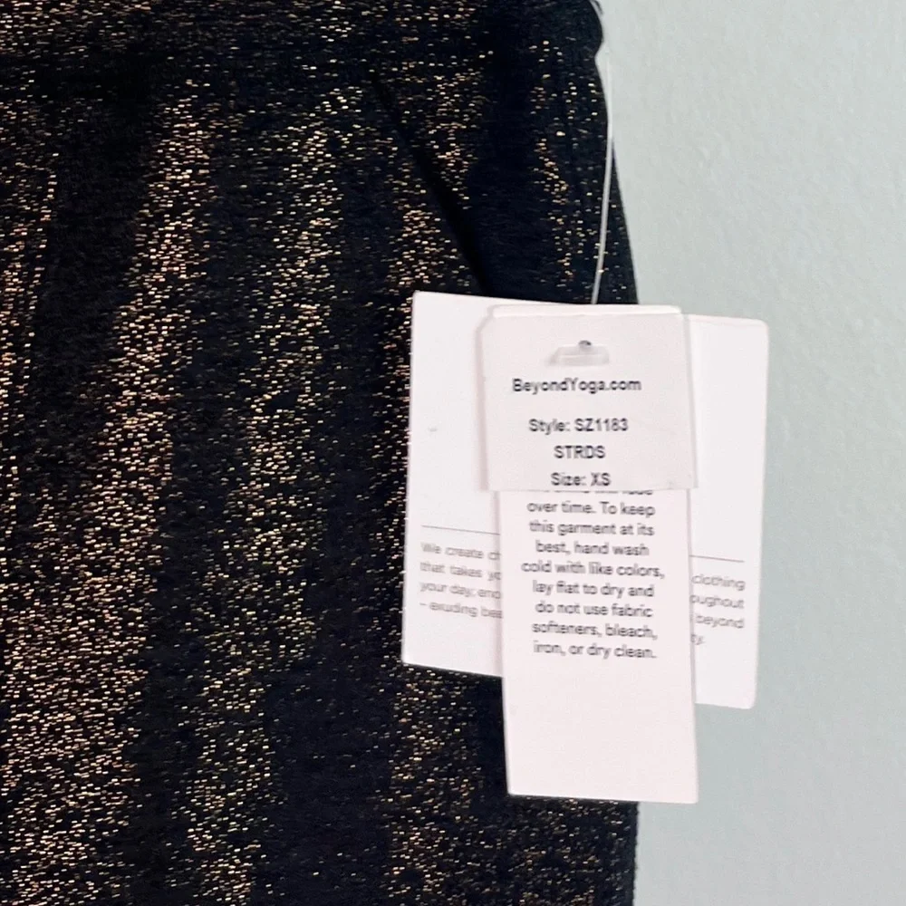 NWT Beyond Softshine All Day Foldover Flare Pants in Stardust Foil